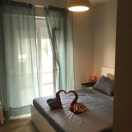 N&j Lux